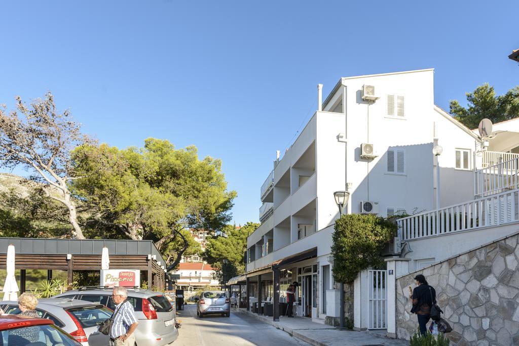 Vanda Seafront Fantastic Apartament
